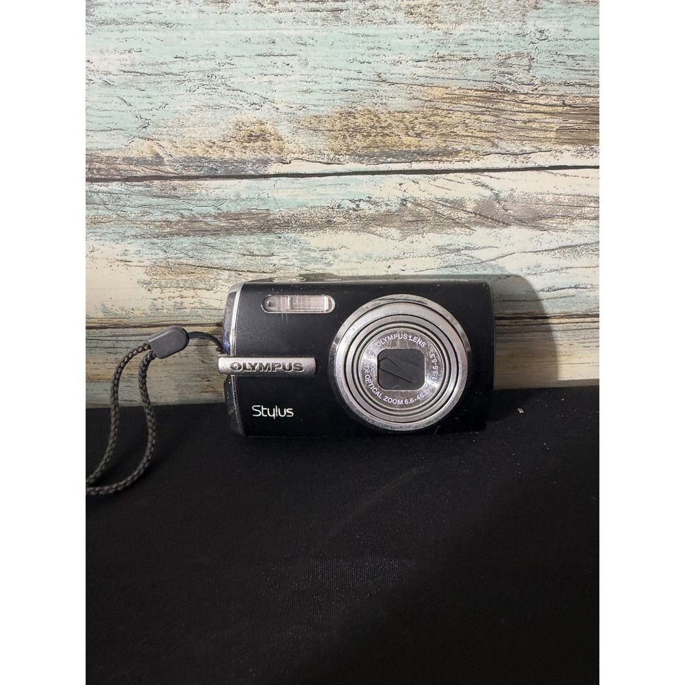 Olympus Stylus 1010 Digital Camera Black 10.1MP 7x Zoom Good Compact Digicam